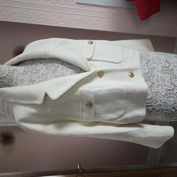 Zara Jackets & Blazers - NWT Zara Blazer Jacket wool like vicosa cream so adorable XL